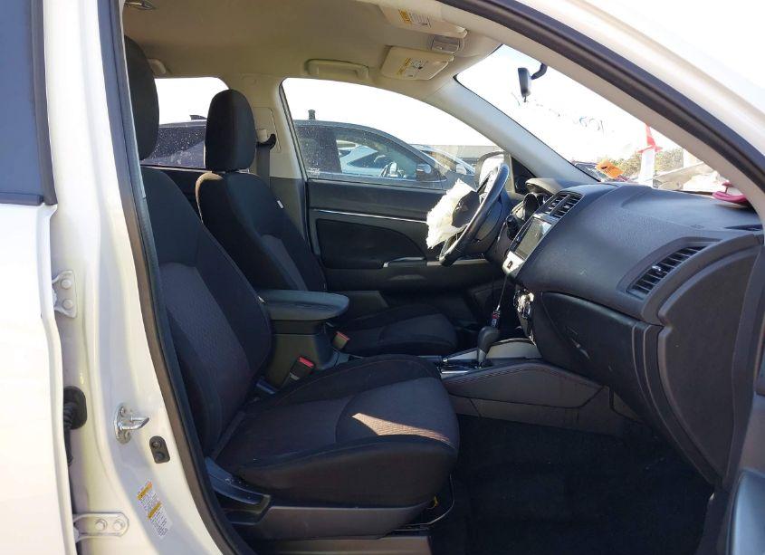 Photo 5 of 2019 Mitsubishi Outlander SPORT 2.0 SE (VIN JA4AP4AU3KU022864)