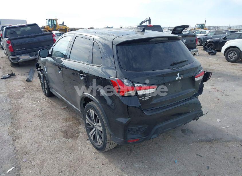 Photo 3 of 2020 Mitsubishi Outlander SPORT 2.0 SE (VIN JA4AP4AU3LU015043)