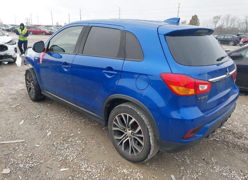 Photo 3 of 2019 Mitsubishi Outlander SPORT 2.0 SE (VIN JA4AP4AU4KU025028)