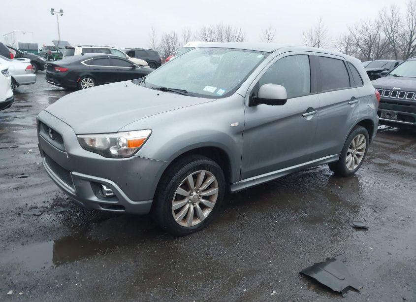 Photo 2 of 2011 Mitsubishi Outlander SPORT SE (VIN JA4AP4AU6BZ009738)