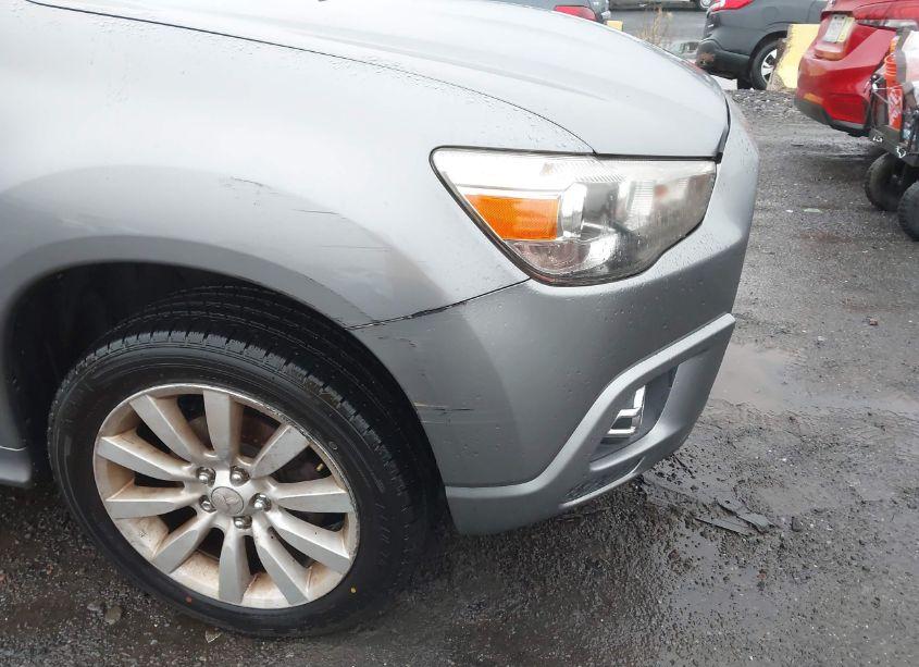 Photo 6 of 2011 Mitsubishi Outlander SPORT SE (VIN JA4AP4AU6BZ009738)