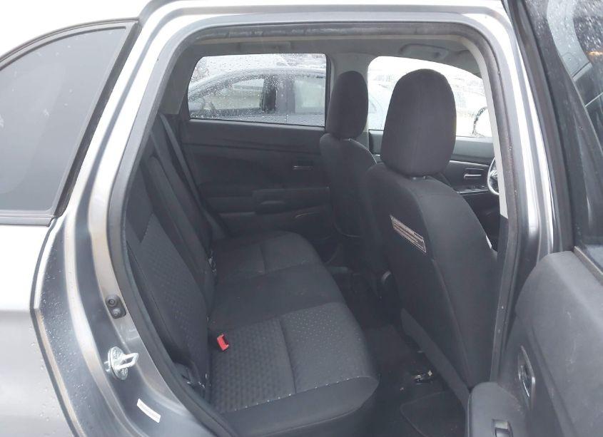 Photo 8 of 2011 Mitsubishi Outlander SPORT SE (VIN JA4AP4AU6BZ009738)