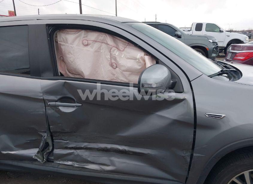 Photo 13 of 2019 Mitsubishi Outlander SPORT 2.0 SE (VIN JA4AP4AU6KU002818)