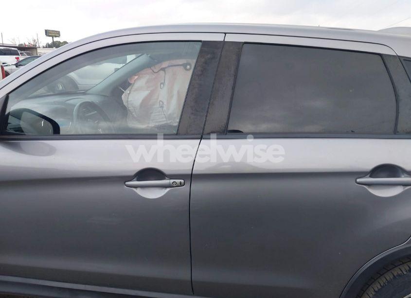 Photo 14 of 2019 Mitsubishi Outlander SPORT 2.0 SE (VIN JA4AP4AU6KU002818)