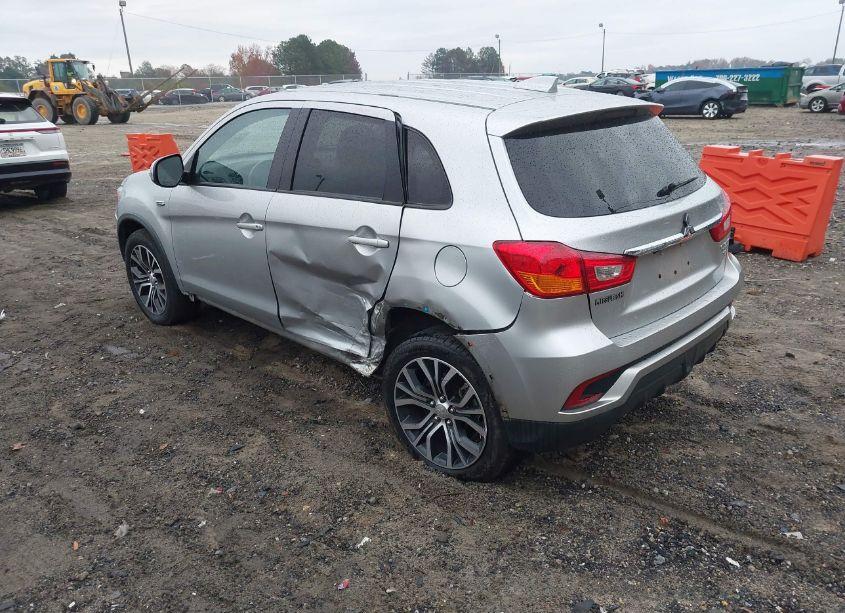 Photo 3 of 2019 Mitsubishi Outlander SPORT 2.0 SE (VIN JA4AP4AU7KU004108)