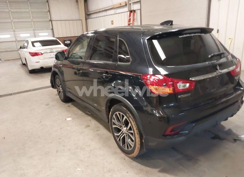 Photo 3 of 2019 Mitsubishi Outlander SPORT 2.0 SE (VIN JA4AP4AU7KU029879)