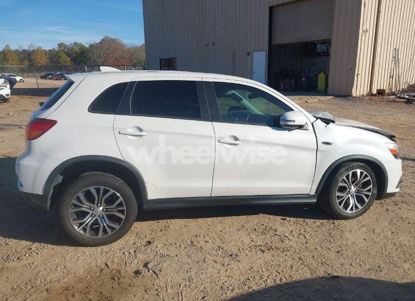 Photo 13 of 2019 Mitsubishi Outlander SPORT 2.0 SE (VIN JA4AP4AUXKU024384)