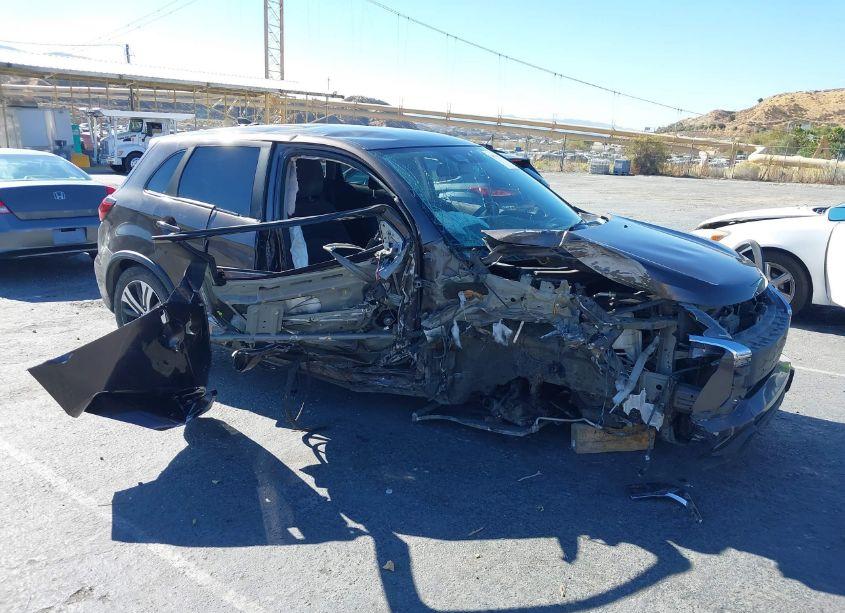 2020 Mitsubishi Outlander SPORT 2.0 SE (VIN JA4AP4AUXLU016433) main photo