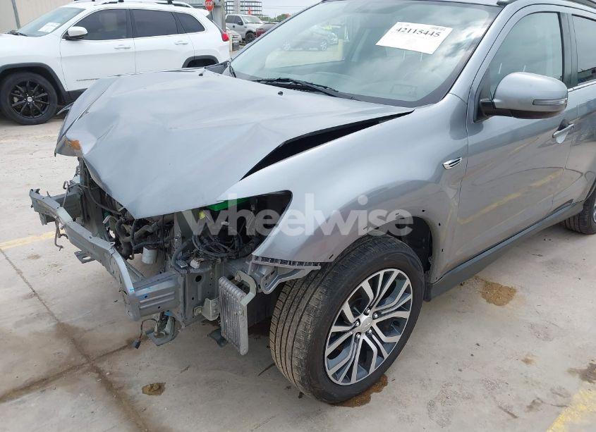 Photo 6 of 2018 Mitsubishi Outlander SPORT 2.4 SEL (VIN JA4AP4AW2JZ028898)