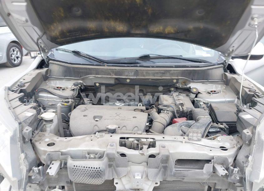 Photo 10 of 2021 Mitsubishi Outlander SPORT 2.0 BE 2WD/2.0 ES 2WD/2.0 LE 2WD/2.0 S 2WD (VIN JA4APUAU1MU014152)