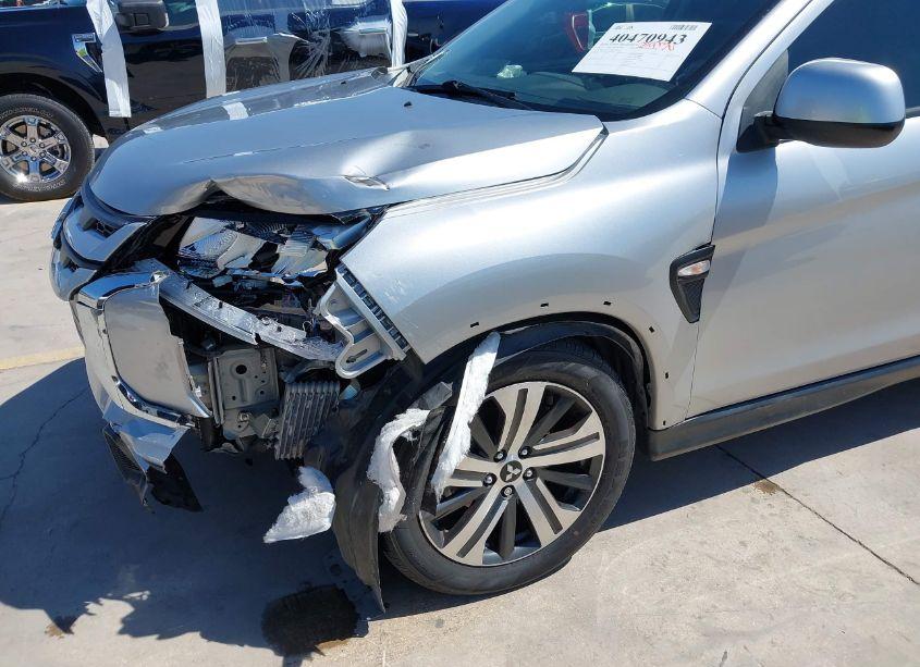 Photo 6 of 2021 Mitsubishi Outlander SPORT 2.0 BE 2WD/2.0 ES 2WD/2.0 LE 2WD/2.0 S 2WD (VIN JA4APUAU2MU028318)