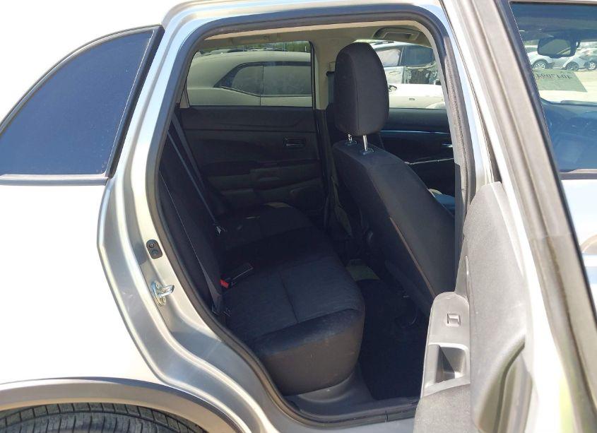 Photo 8 of 2021 Mitsubishi Outlander SPORT 2.0 BE 2WD/2.0 ES 2WD/2.0 LE 2WD/2.0 S 2WD (VIN JA4APUAU2MU028318)