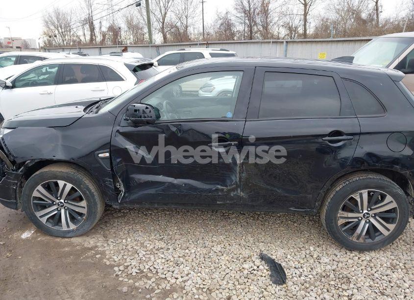 Photo 15 of 2021 Mitsubishi Outlander SPORT 2.0 BE 2WD/2.0 ES 2WD/2.0 LE 2WD/2.0 S 2WD (VIN JA4APUAU4MU006952)