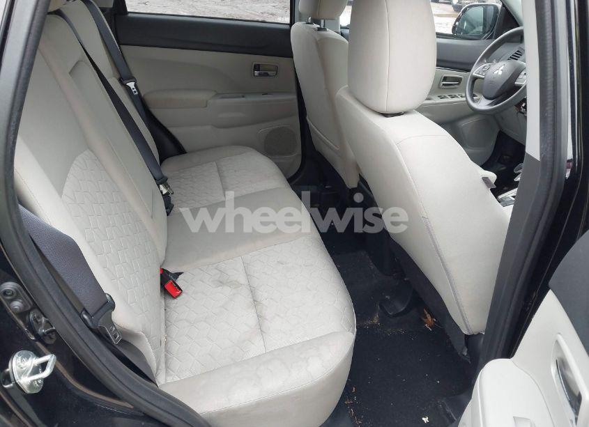 Photo 8 of 2021 Mitsubishi Outlander SPORT 2.0 BE 2WD/2.0 ES 2WD/2.0 LE 2WD/2.0 S 2WD (VIN JA4APUAU4MU006952)