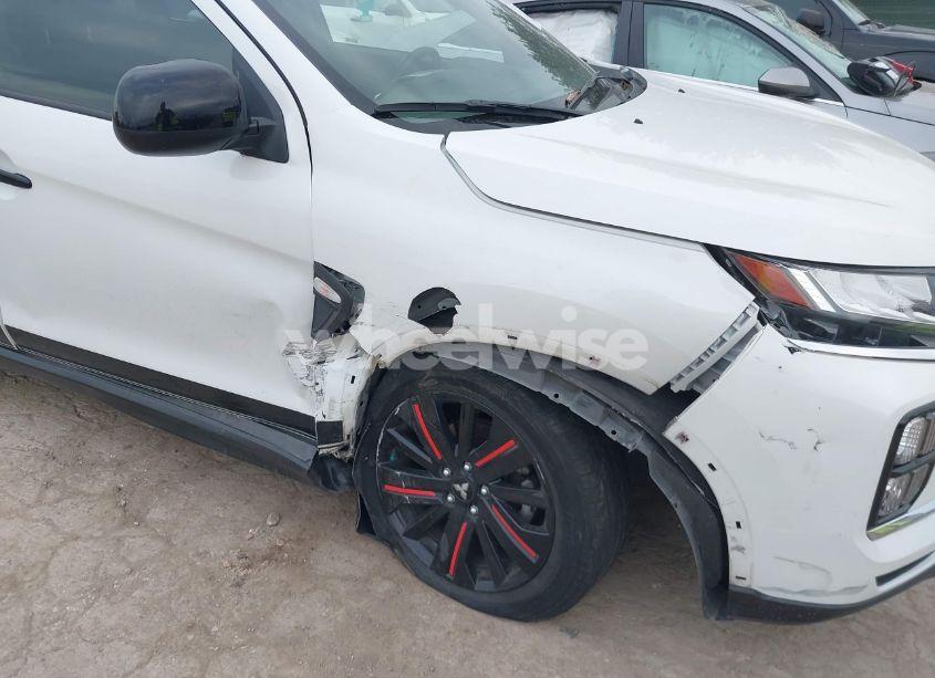 Photo 6 of 2021 Mitsubishi Outlander SPORT 2.0 BE 2WD/2.0 ES 2WD/2.0 LE 2WD/2.0 S 2WD (VIN JA4APUAU4MU014453)