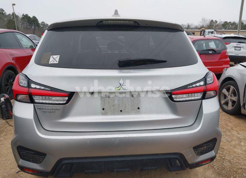 Photo 16 of 2021 Mitsubishi Outlander SPORT 2.0 BE 2WD/2.0 ES 2WD/2.0 LE 2WD/2.0 S 2WD (VIN JA4APUAU4MU034394)