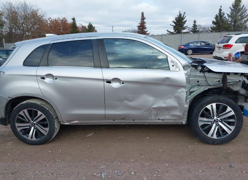 Photo 14 of 2021 Mitsubishi Outlander SPORT 2.0 BE 2WD/2.0 ES 2WD/2.0 LE 2WD/2.0 S 2WD (VIN JA4APUAU5MU009374)