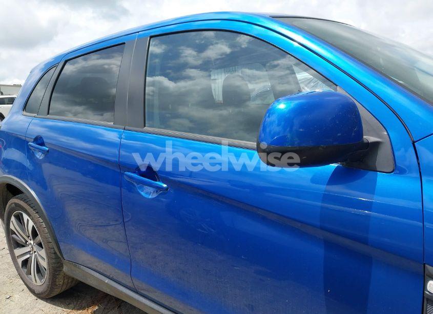 Photo 13 of 2021 Mitsubishi Outlander SPORT 2.0 BE 2WD/2.0 ES 2WD/2.0 LE 2WD/2.0 S 2WD (VIN JA4APUAU7MU023468)