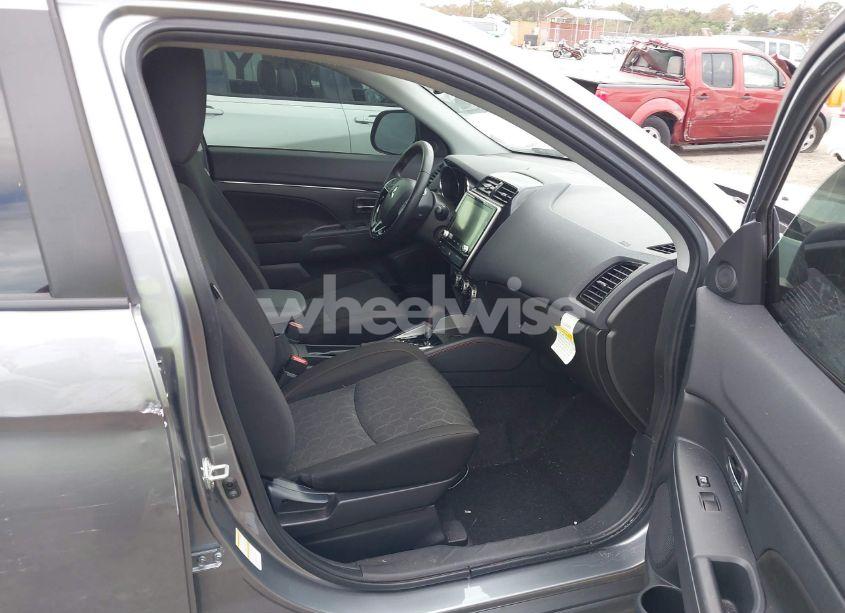 Photo 5 of 2022 Mitsubishi Outlander SPORT 2.0 LE 2WD (VIN JA4APUAU7NU016151)