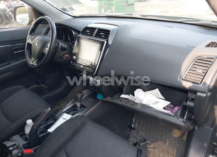 Photo 5 of 2021 Mitsubishi Outlander SPORT 2.0 BE 2WD/2.0 ES 2WD/2.0 LE 2WD/2.0 S 2WD (VIN JA4APUAU8MU001687)