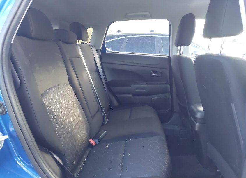 Photo 8 of 2021 Mitsubishi Outlander SPORT 2.0 BE 2WD/2.0 ES 2WD/2.0 LE 2WD/2.0 S 2WD (VIN JA4APUAU8MU011233)