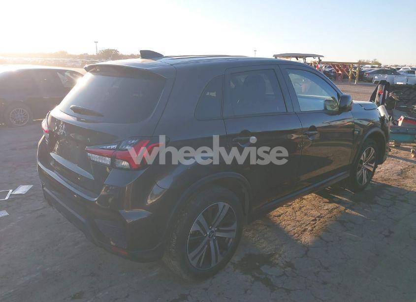 Photo 4 of 2021 Mitsubishi Outlander SPORT 2.0 BE 2WD/2.0 ES 2WD/2.0 LE 2WD/2.0 S 2WD (VIN JA4APUAU8MU023916)