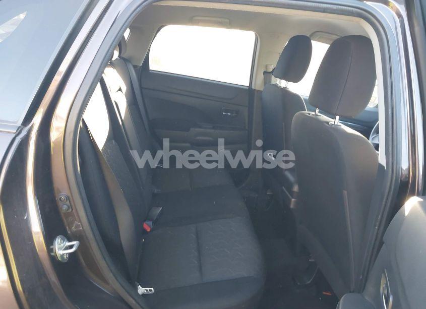 Photo 8 of 2021 Mitsubishi Outlander SPORT 2.0 BE 2WD/2.0 ES 2WD/2.0 LE 2WD/2.0 S 2WD (VIN JA4APUAU8MU023916)