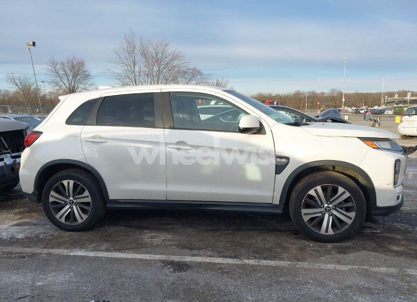 Photo 13 of 2021 Mitsubishi Outlander SPORT 2.0 BE 2WD/2.0 ES 2WD/2.0 LE 2WD/2.0 S 2WD (VIN JA4APUAU8MU033331)