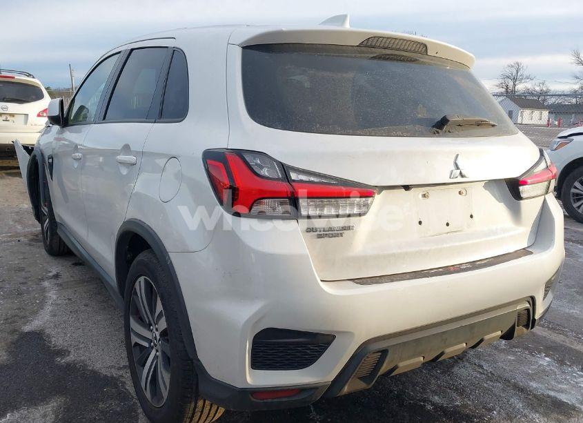 Photo 3 of 2021 Mitsubishi Outlander SPORT 2.0 BE 2WD/2.0 ES 2WD/2.0 LE 2WD/2.0 S 2WD (VIN JA4APUAU8MU033331)