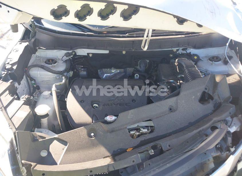 Photo 10 of 2022 Mitsubishi Outlander SPORT 2.0 BE 2WD/2.0 ES 2WD/2.0 LE 2WD/2.0 S 2WD (VIN JA4APUAU8NU013890)