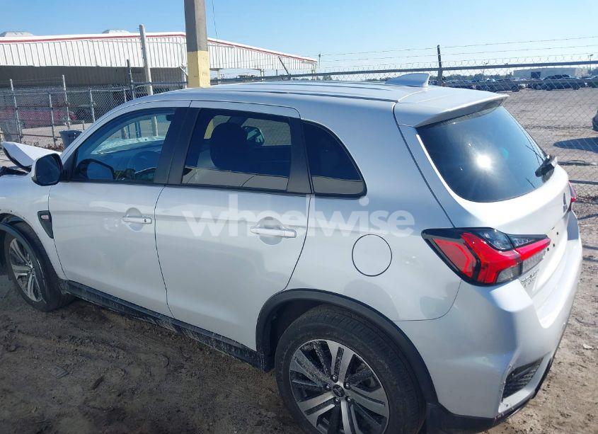 Photo 14 of 2022 Mitsubishi Outlander SPORT 2.0 BE 2WD/2.0 ES 2WD/2.0 LE 2WD/2.0 S 2WD (VIN JA4APUAU8NU013890)