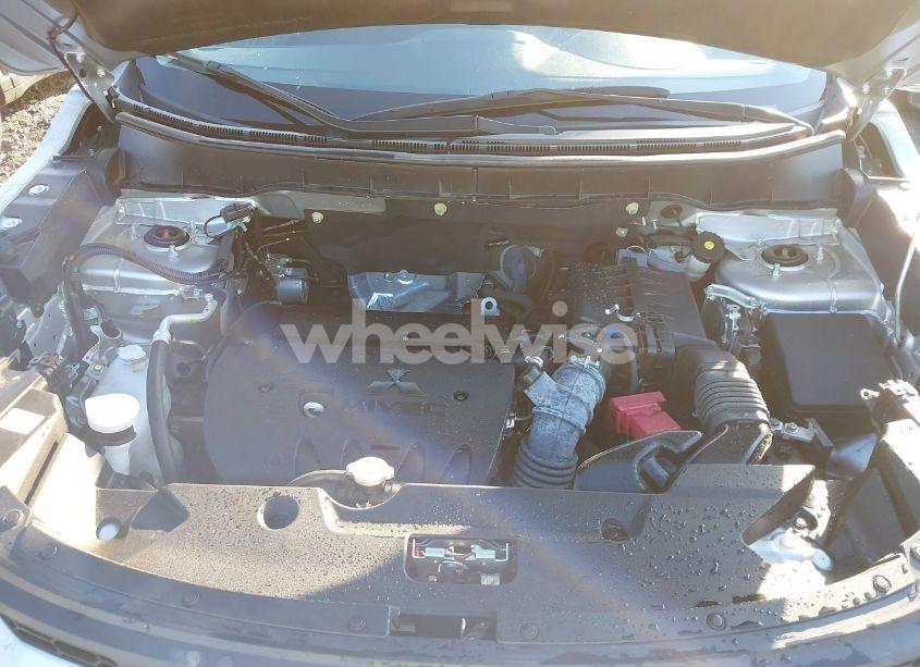 Photo 10 of 2022 Mitsubishi Outlander SPORT (VIN JA4APUAU8NU021844)