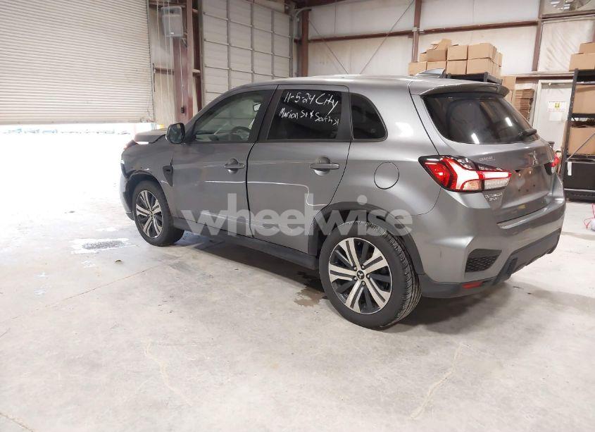 Photo 3 of 2022 Mitsubishi Outlander SPORT 2.0 BE 2WD/2.0 ES 2WD/2.0 LE 2WD/2.0 S 2WD (VIN JA4APUAU9NU020704)