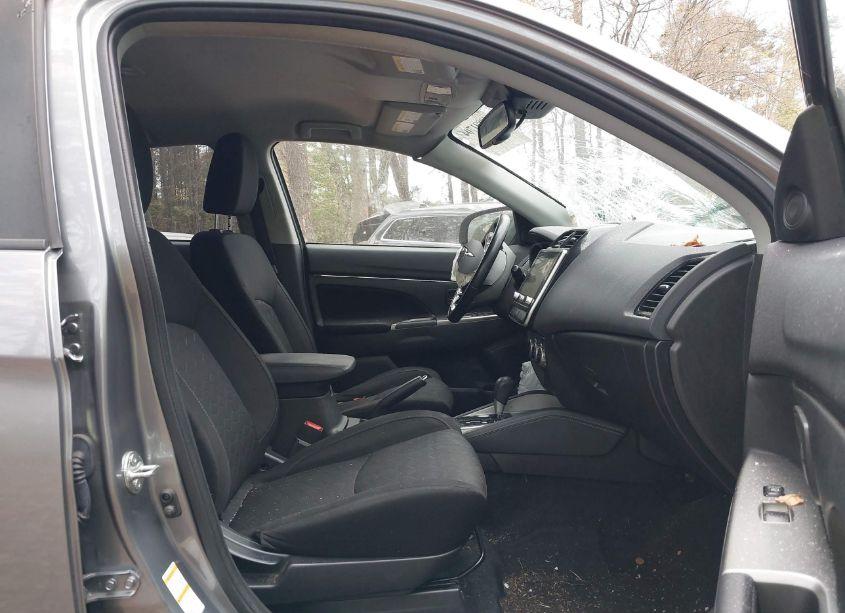 Photo 5 of 2021 Mitsubishi Outlander SPORT 2.0 SE 2WD (VIN JA4APVAU1MU015954)
