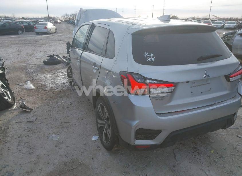 Photo 3 of 2021 Mitsubishi Outlander SPORT 2.0 SE 2WD (VIN JA4APVAU2MU012576)