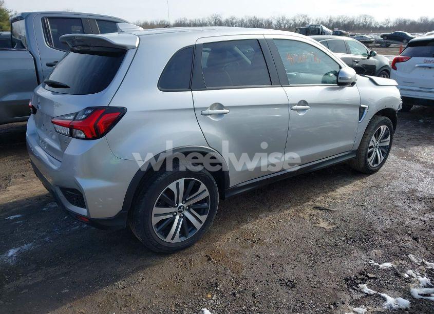 Photo 4 of 2022 Mitsubishi Outlander SPORT 2.0 SE 2WD/2.0 SE SPECIAL EDITION 2WD (VIN JA4APVAU6NU000237)