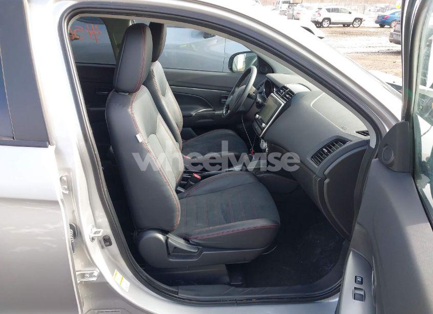 Photo 5 of 2022 Mitsubishi Outlander SPORT 2.0 SE 2WD/2.0 SE SPECIAL EDITION 2WD (VIN JA4APVAU6NU000237)