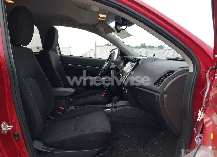 Photo 5 of 2021 Mitsubishi Outlander SPORT 2.0 SE 2WD (VIN JA4APVAU8MU025820)
