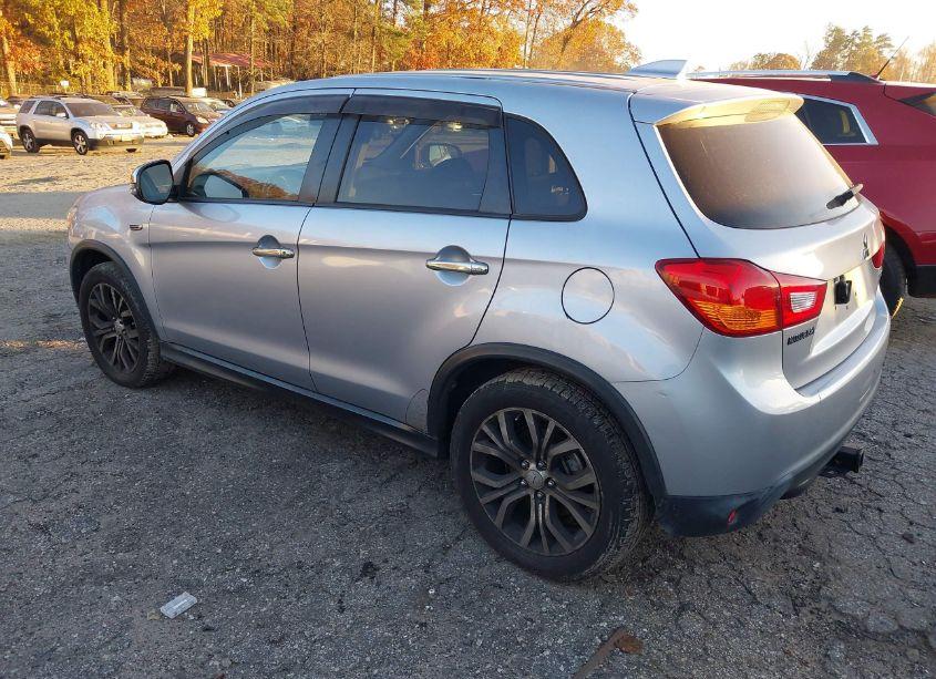 Photo 3 of 2017 Mitsubishi Outlander SPORT 2.0 ES (VIN JA4AR3AU0HZ051366)