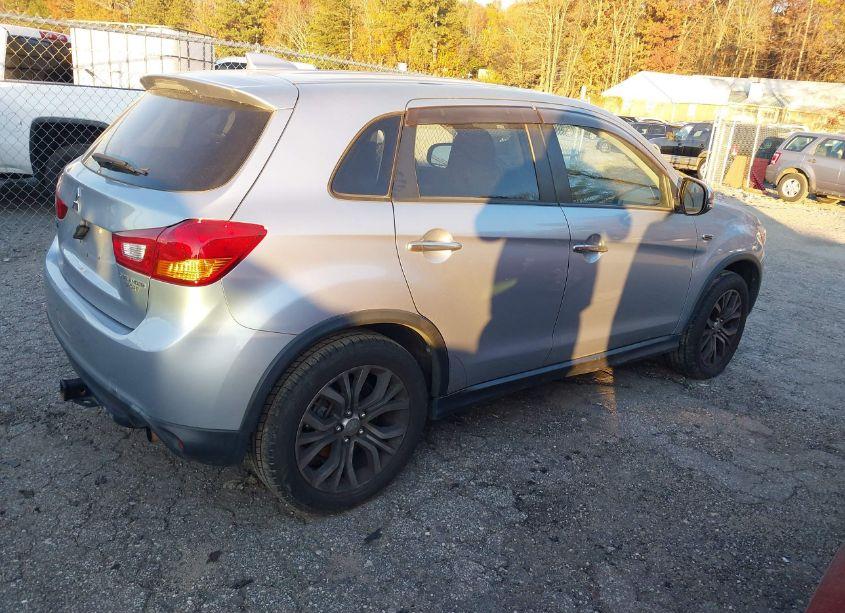 Photo 4 of 2017 Mitsubishi Outlander SPORT 2.0 ES (VIN JA4AR3AU0HZ051366)