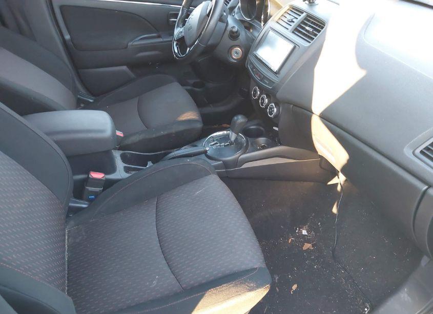 Photo 5 of 2017 Mitsubishi Outlander SPORT 2.0 ES (VIN JA4AR3AU0HZ051366)