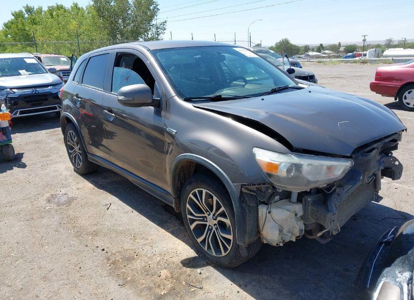 2018 Mitsubishi Outlander SPORT 2.0 ES (VIN JA4AR3AU0JU018130) main photo