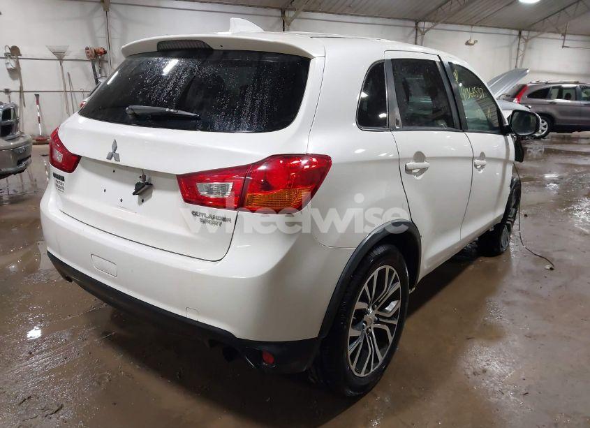 Photo 4 of 2017 Mitsubishi Outlander SPORT 2.0 ES (VIN JA4AR3AU1HZ006680)