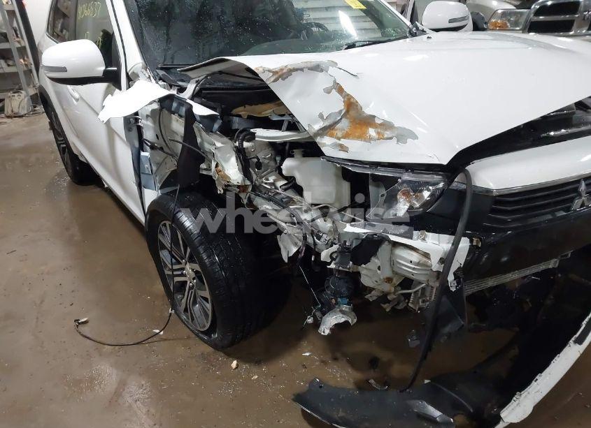 Photo 6 of 2017 Mitsubishi Outlander SPORT 2.0 ES (VIN JA4AR3AU1HZ006680)