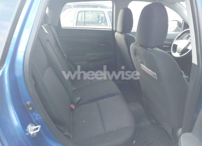 Photo 8 of 2017 Mitsubishi Outlander SPORT 2.0 ES/2.0 LE (VIN JA4AR3AU1HZ054034)