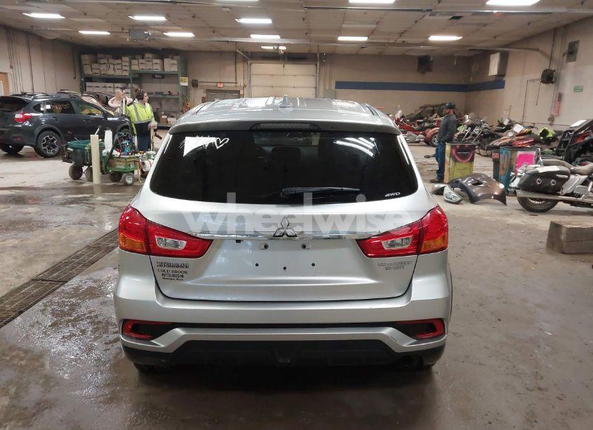 Photo 17 of 2018 Mitsubishi Outlander SPORT 2.0 ES/2.0 LE (VIN JA4AR3AU1JU020890)