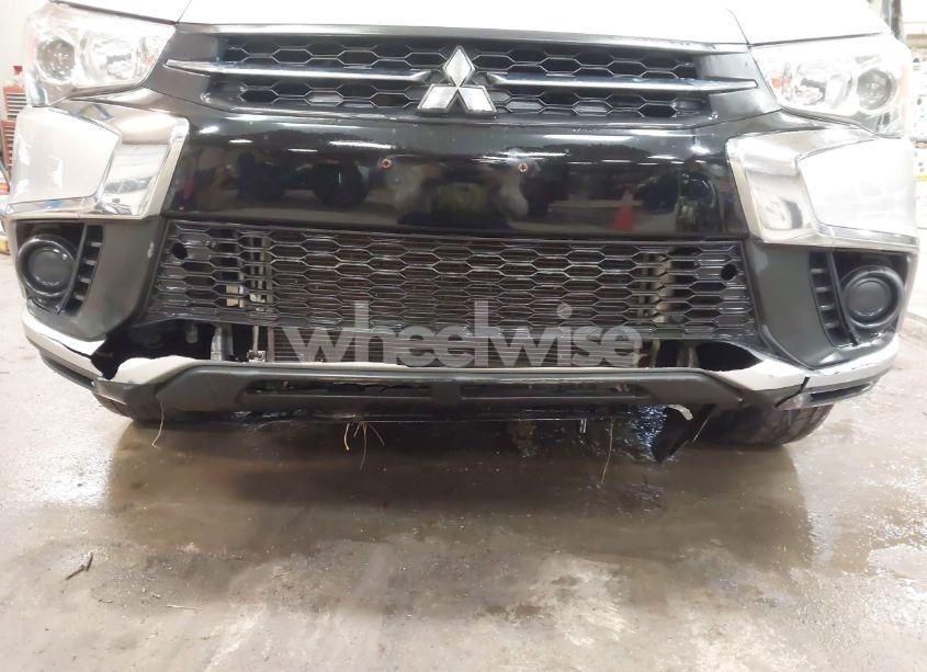 Photo 18 of 2018 Mitsubishi Outlander SPORT 2.0 ES/2.0 LE (VIN JA4AR3AU1JU020890)