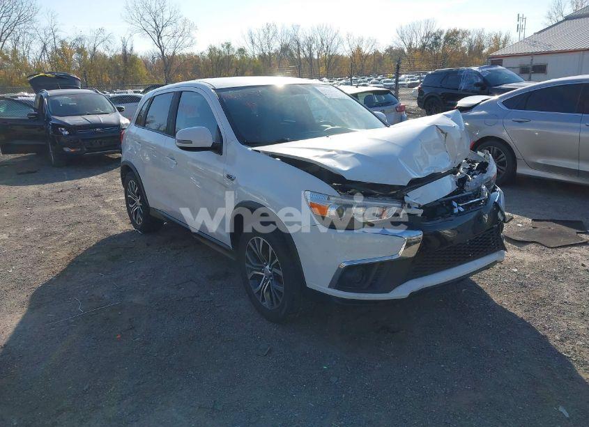2018 Mitsubishi Outlander SPORT 2.0 ES (VIN JA4AR3AU1JZ018060) main photo