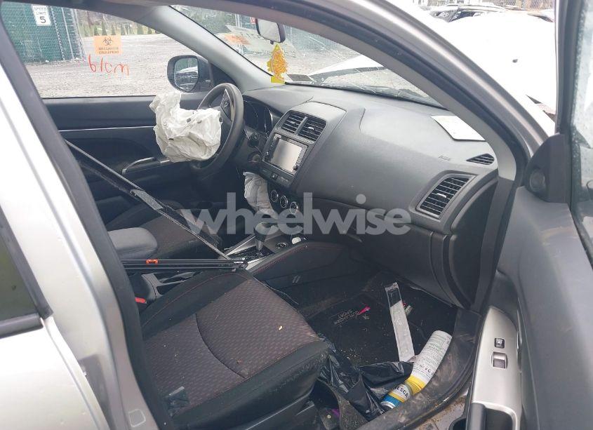 Photo 5 of 2019 Mitsubishi Outlander SPORT 2.0 ES (VIN JA4AR3AU1KU026304)