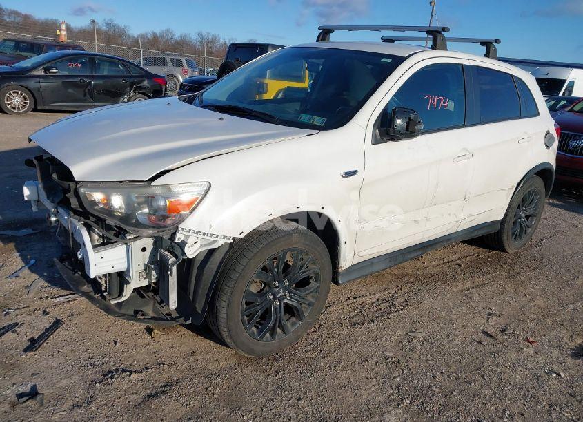 Photo 2 of 2017 Mitsubishi Outlander SPORT 2.0 LE (VIN JA4AR3AU2HZ040420)